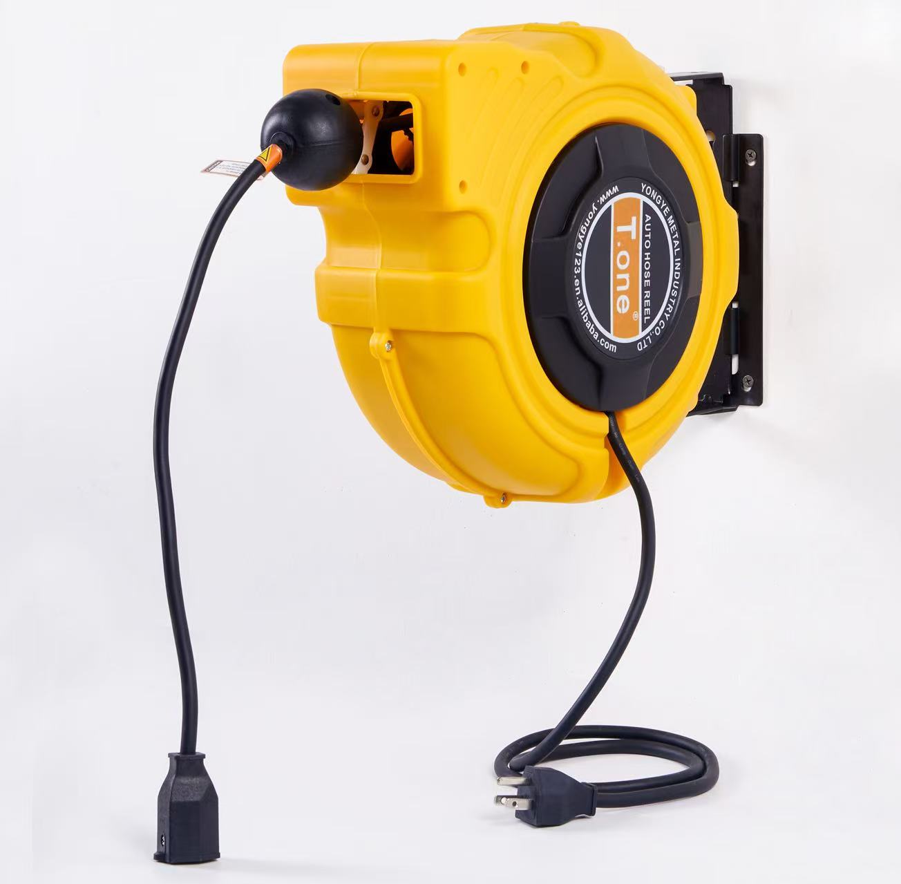 بكرة كابل كهربائي قابلة للسحب  - مراجعة Electric Reel وسعره