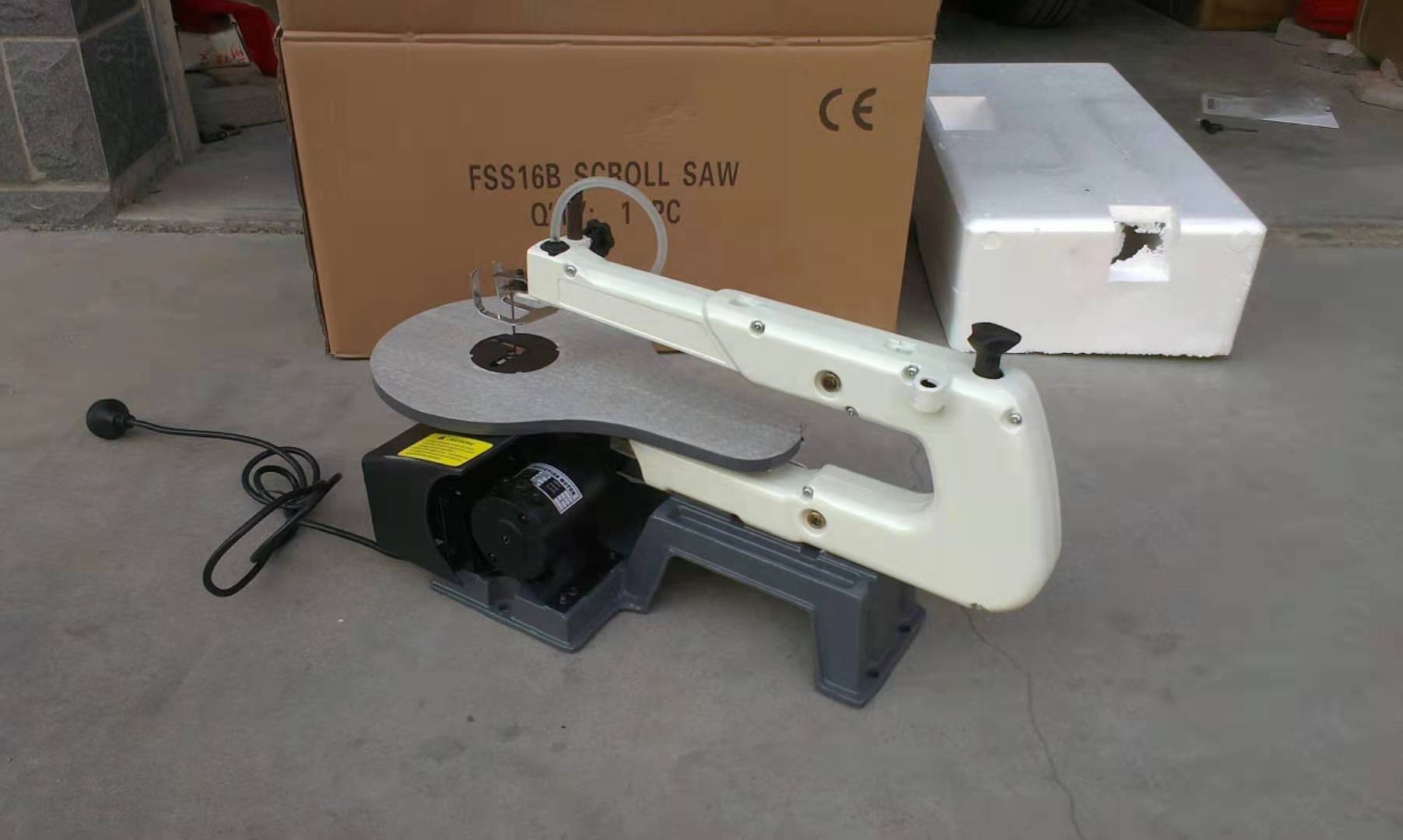 قطع الخشب الصناعية سطح المكتب  - مراجعة Electric Reel وسعره